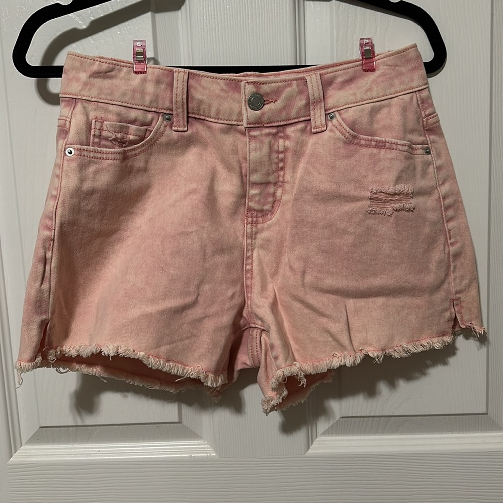 Time & Tru Pink Dyed High Rise Jean shorts
